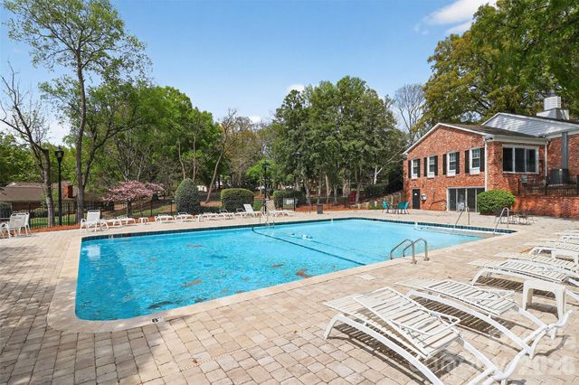 7124 Quail Meadow Lane, Charlotte, NC 28210