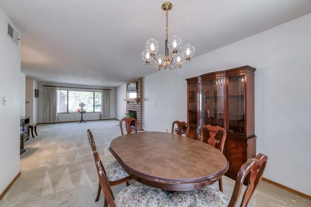 1817 W Santa Ana Avenue, Fresno, CA 93705