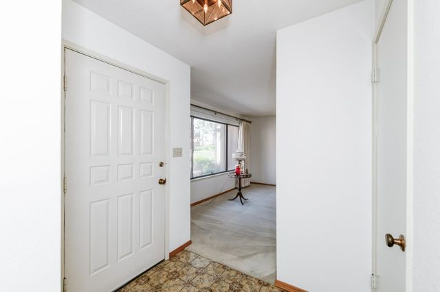 1817 W Santa Ana Avenue, Fresno, CA 93705