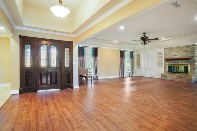 8920 MARTIN Drive, North Richland Hills, TX 76182