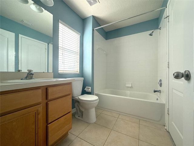 26627 CASTLEVIEW WAY, Wesley Chapel, FL 33544