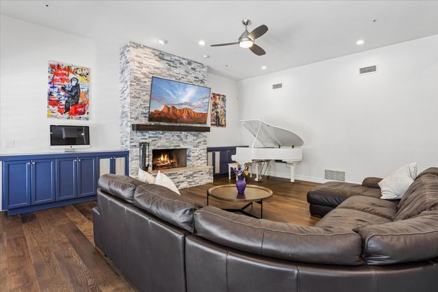 10800 E Cactus Road 32, Scottsdale, AZ 85259