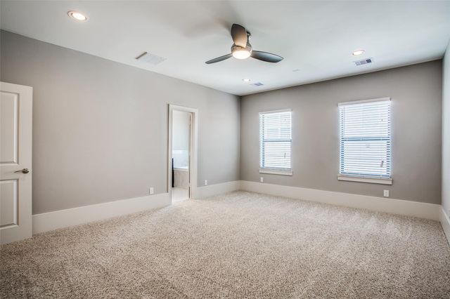 5506 E Petty Street, Houston, TX 77007