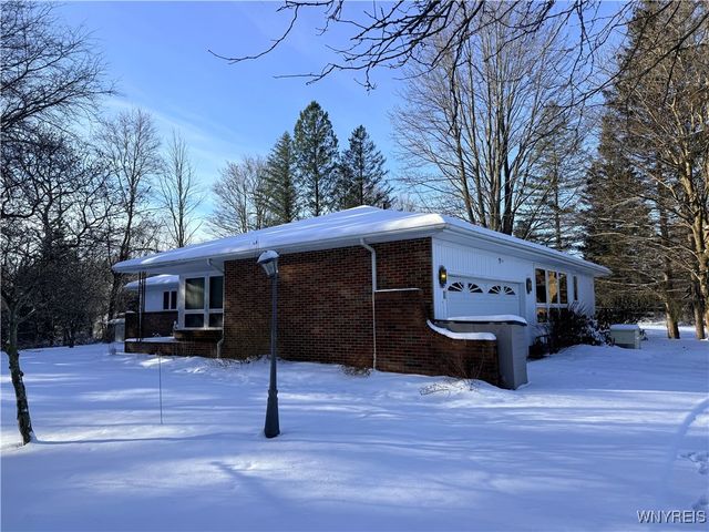 9442 Francis Road, Bethany, NY 14020