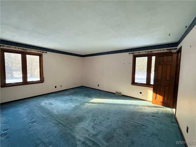 9442 Francis Road, Bethany, NY 14020