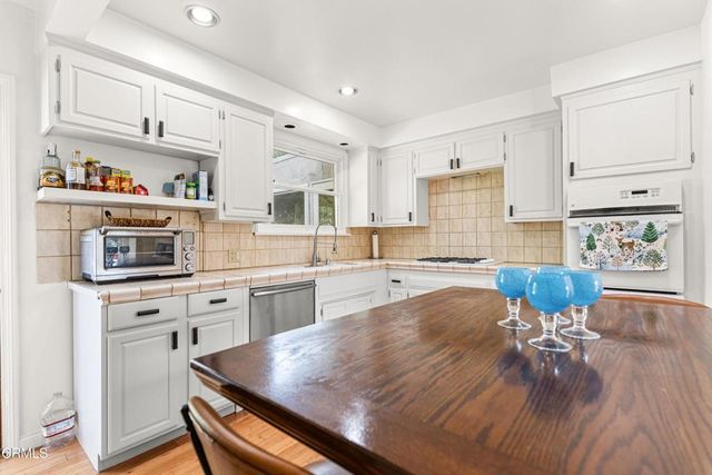 3323 Reta Street, La Crescenta, CA 91214