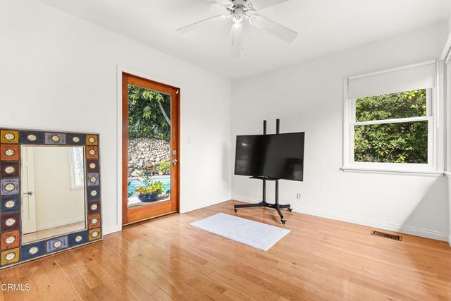 3323 Reta Street, La Crescenta, CA 91214