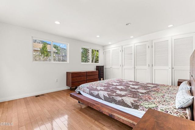 3323 Reta Street, La Crescenta, CA 91214