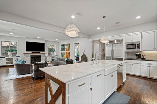 7102 Coronado Avenue, Dallas, TX 75214