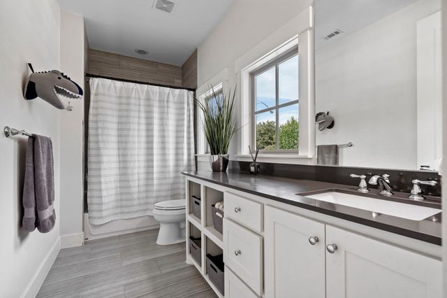 7102 Coronado Avenue, Dallas, TX 75214