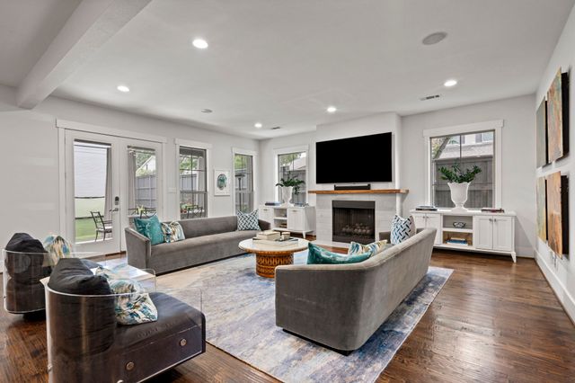 7102 Coronado Avenue, Dallas, TX 75214