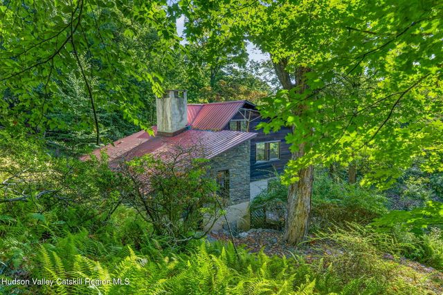 28 Ballantine Lane, Woodstock, NY 12409
