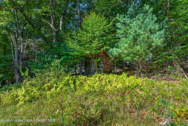 28 Ballantine Lane, Woodstock, NY 12409