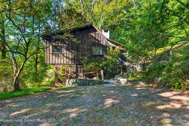 28 Ballantine Lane, Woodstock, NY 12409