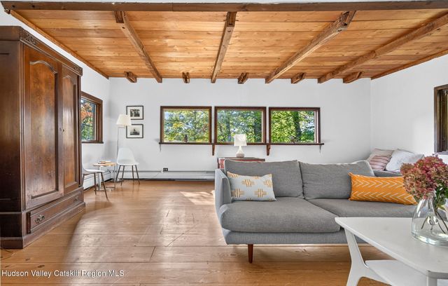 28 Ballantine Lane, Woodstock, NY 12409