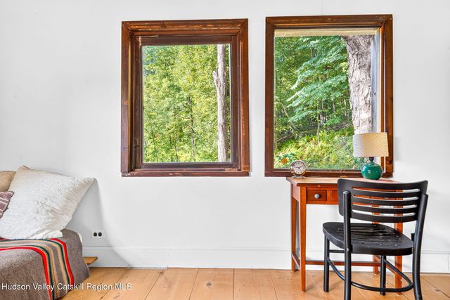 28 Ballantine Lane, Woodstock, NY 12409