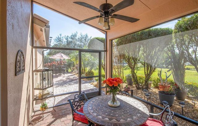 10112 SW Oak Tree Circle SW, Port St Lucie, FL 34987