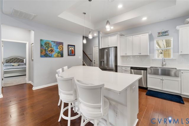 10314 Farm Glen Way, Glen Allen, VA 23059