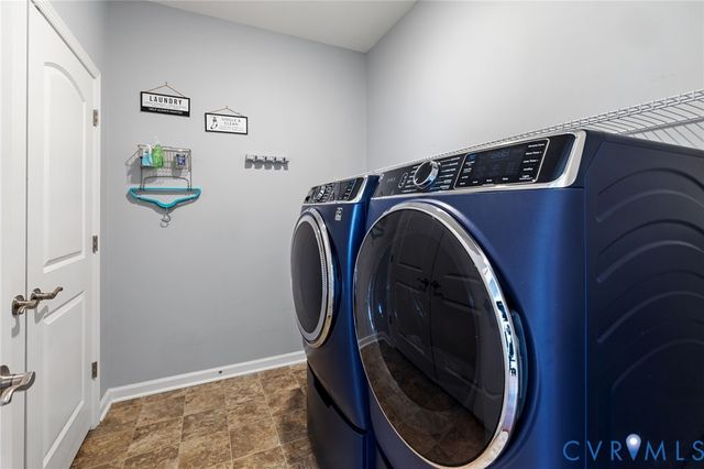 10314 Farm Glen Way, Glen Allen, VA 23059