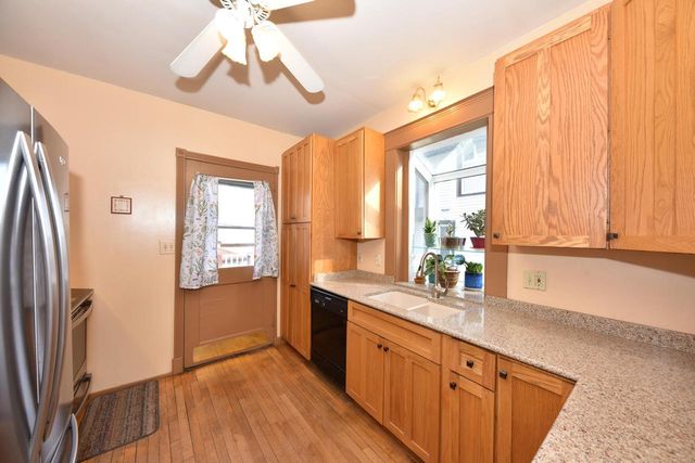 139 N 8th AVENUE, West Bend, WI 53095