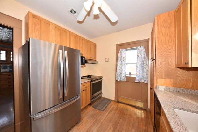 139 N 8th AVENUE, West Bend, WI 53095