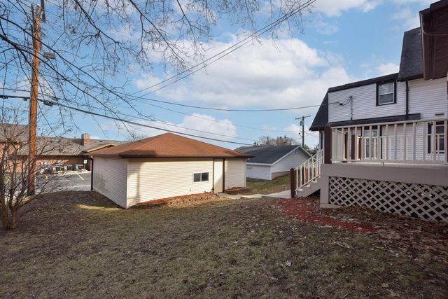 139 N 8th AVENUE, West Bend, WI 53095