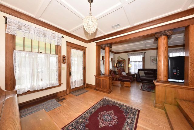 139 N 8th AVENUE, West Bend, WI 53095