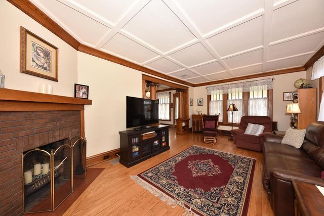 139 N 8th AVENUE, West Bend, WI 53095