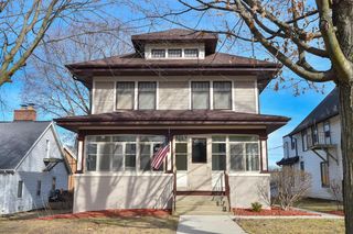 139 N 8th AVENUE, West Bend, WI 53095