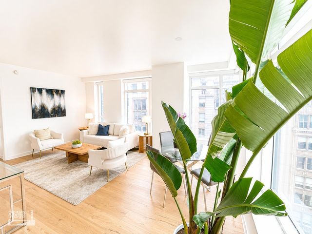 1688 Pine Street E1008, San Francisco, CA 94109