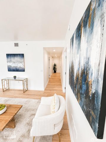 1688 Pine Street E1008, San Francisco, CA 94109