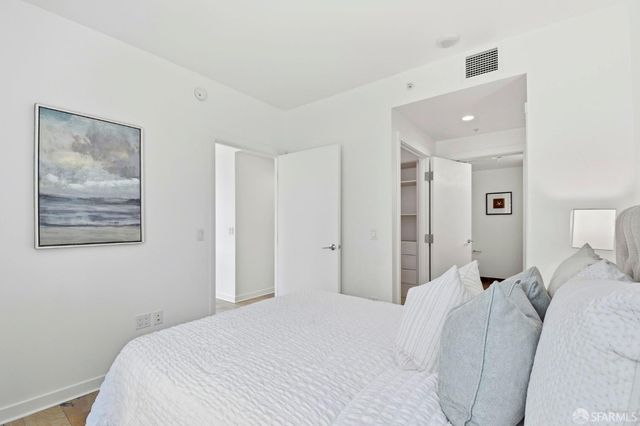 1688 Pine Street E1008, San Francisco, CA 94109