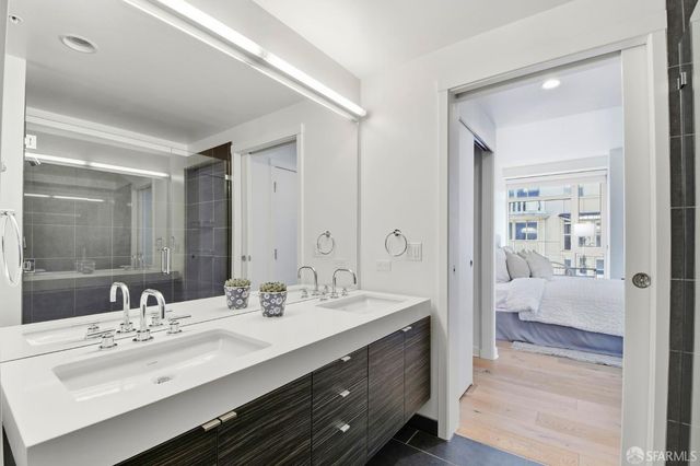 1688 Pine Street E1008, San Francisco, CA 94109
