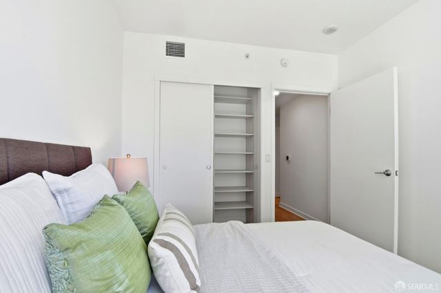 1688 Pine Street E1008, San Francisco, CA 94109