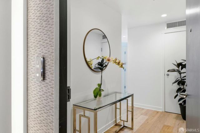 1688 Pine Street E1008, San Francisco, CA 94109