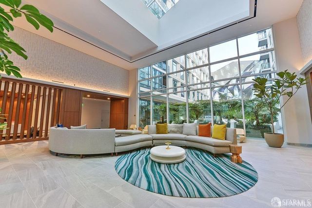 1688 Pine Street E1008, San Francisco, CA 94109