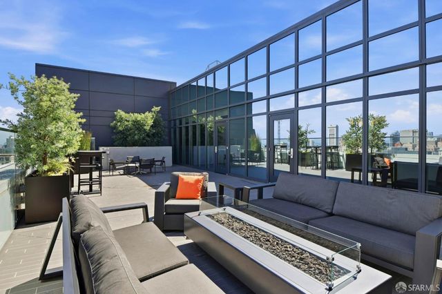 1688 Pine Street E1008, San Francisco, CA 94109