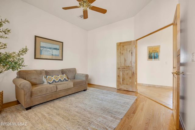 641 W Silver Eagle Court, Oro Valley, AZ 85755