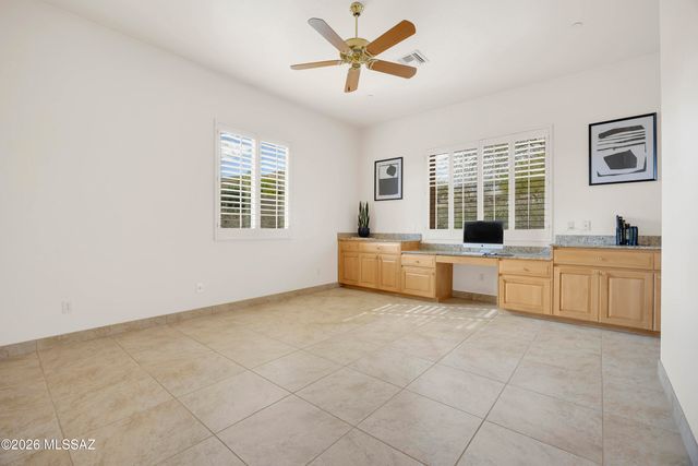 641 W Silver Eagle Court, Oro Valley, AZ 85755