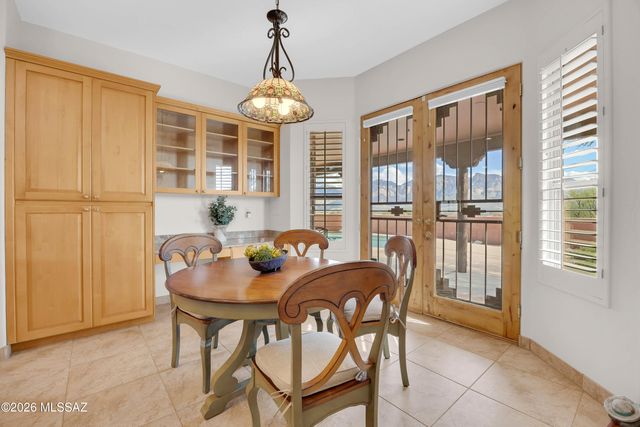 641 W Silver Eagle Court, Oro Valley, AZ 85755