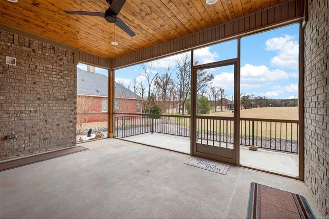 34 Algeciras Lane, Hot Springs Village, AR 71909