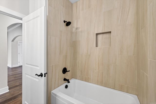 34 Algeciras Lane, Hot Springs Village, AR 71909