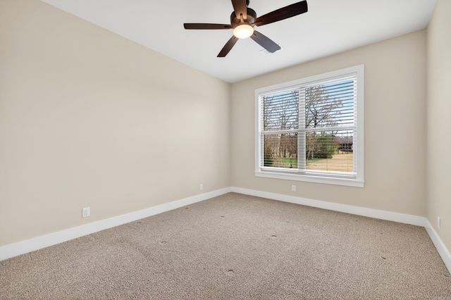 34 Algeciras Lane, Hot Springs Village, AR 71909