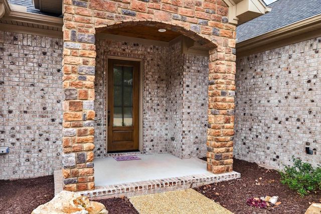 34 Algeciras Lane, Hot Springs Village, AR 71909