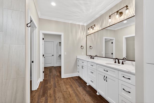 34 Algeciras Lane, Hot Springs Village, AR 71909