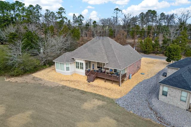 34 Algeciras Lane, Hot Springs Village, AR 71909