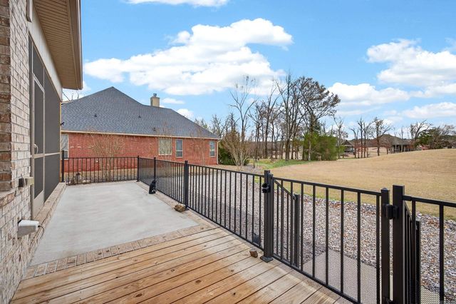 34 Algeciras Lane, Hot Springs Village, AR 71909