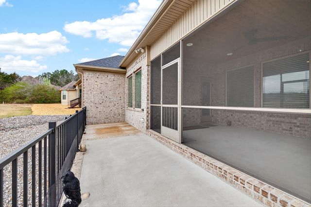 34 Algeciras Lane, Hot Springs Village, AR 71909