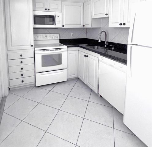 3050 N Palm Aire Drive 602, Pompano Beach, FL 33069