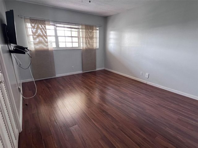 3050 N Palm Aire Drive 602, Pompano Beach, FL 33069